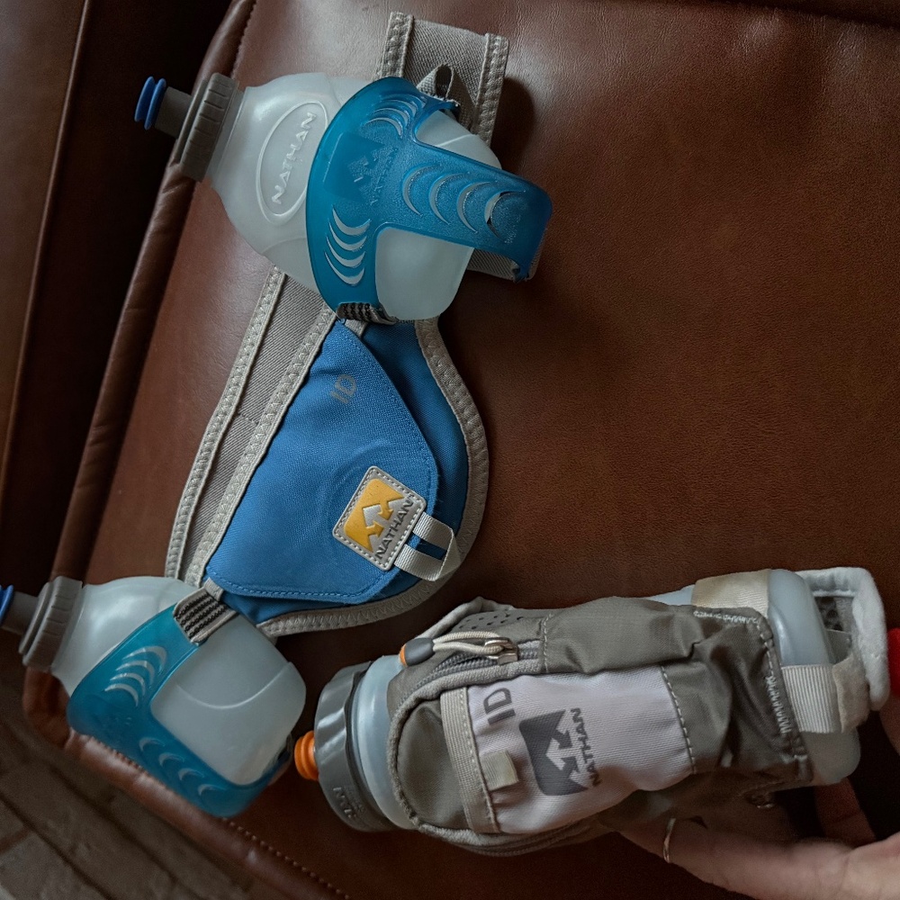 Nathan running drink, supplier, handheld, and waist